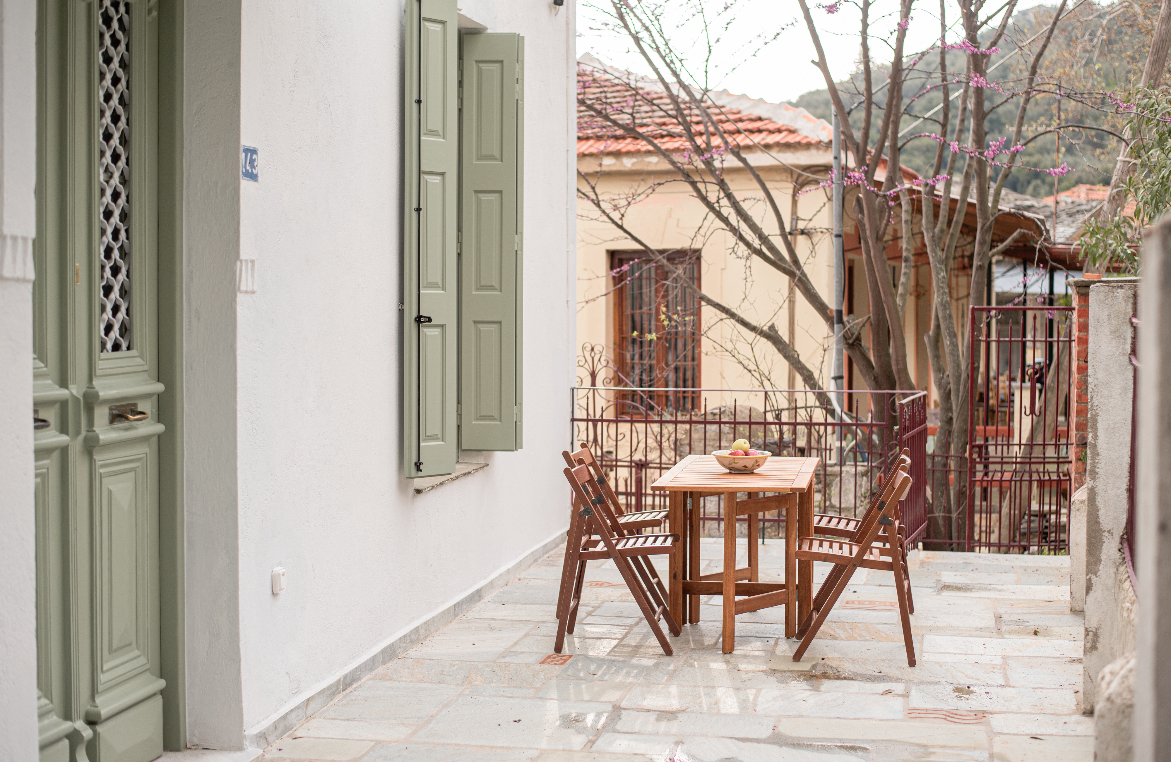 Al-fresco dining on the terrace